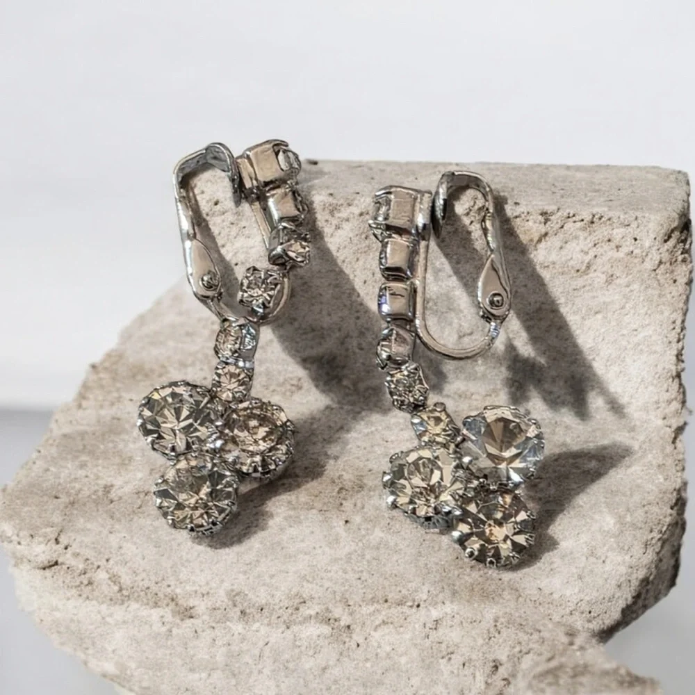 Vintage 1940's Rhinestone Silver Tone Dangle Clip on Earrings…